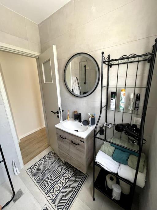 Luxury Penthouse In Pagrati Apartment Athens Ngoại thất bức ảnh